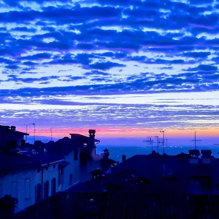 La Torre Della Meridiana Bed & Breakfast